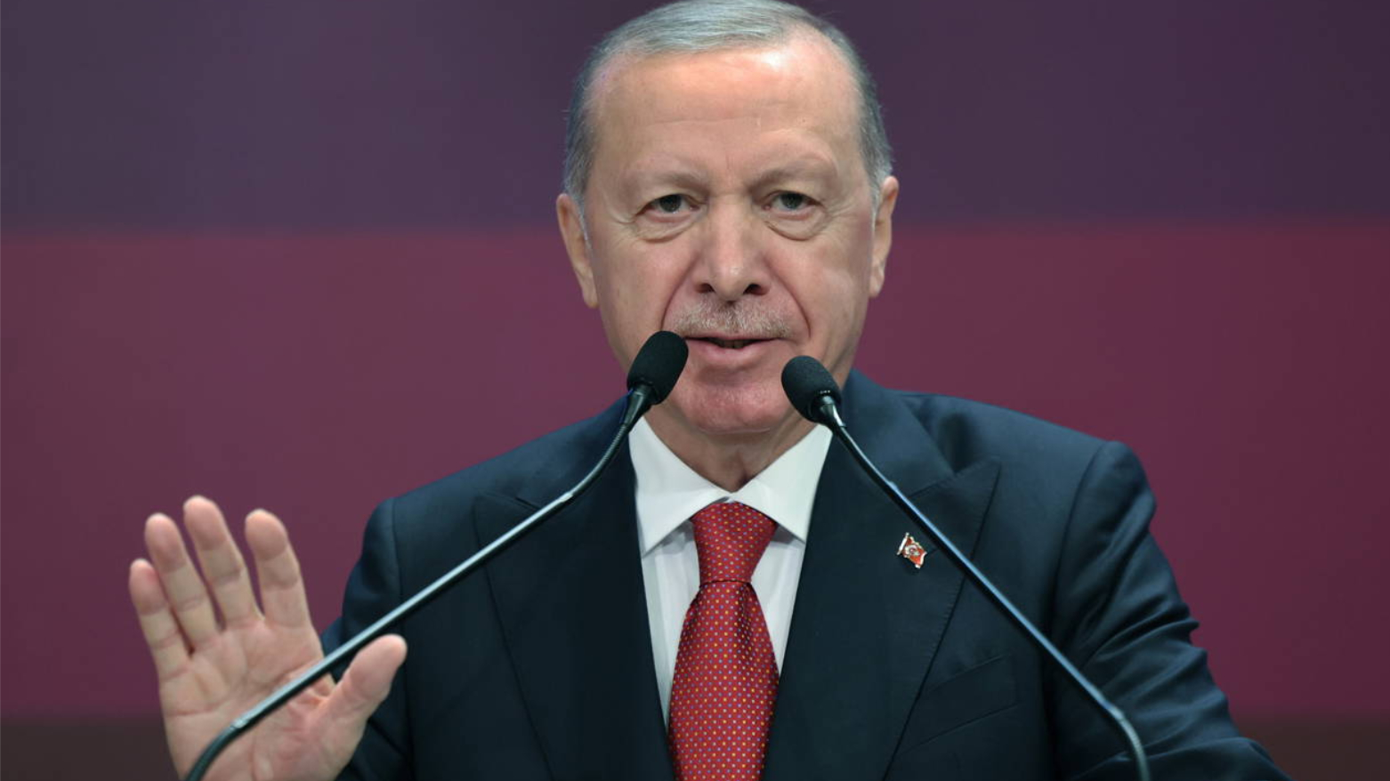 أردوغان يعلن خارطة طريق لـ “أزمة الصناديق” ويشدد على وحدة الأتراك والكورد والعرب