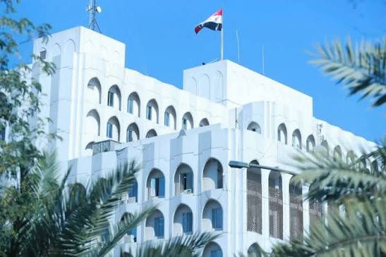 الخارجية تؤكد مواصلة انتهاج سياسة خارجية متوازنة تقوم على احترام سيادة الدول