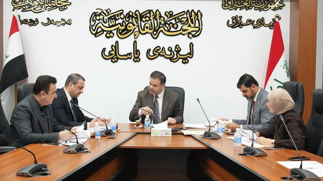 اجتماع نيابي يناقش ملاحظات حكومية لمقترح قانون إجازة الموظفين