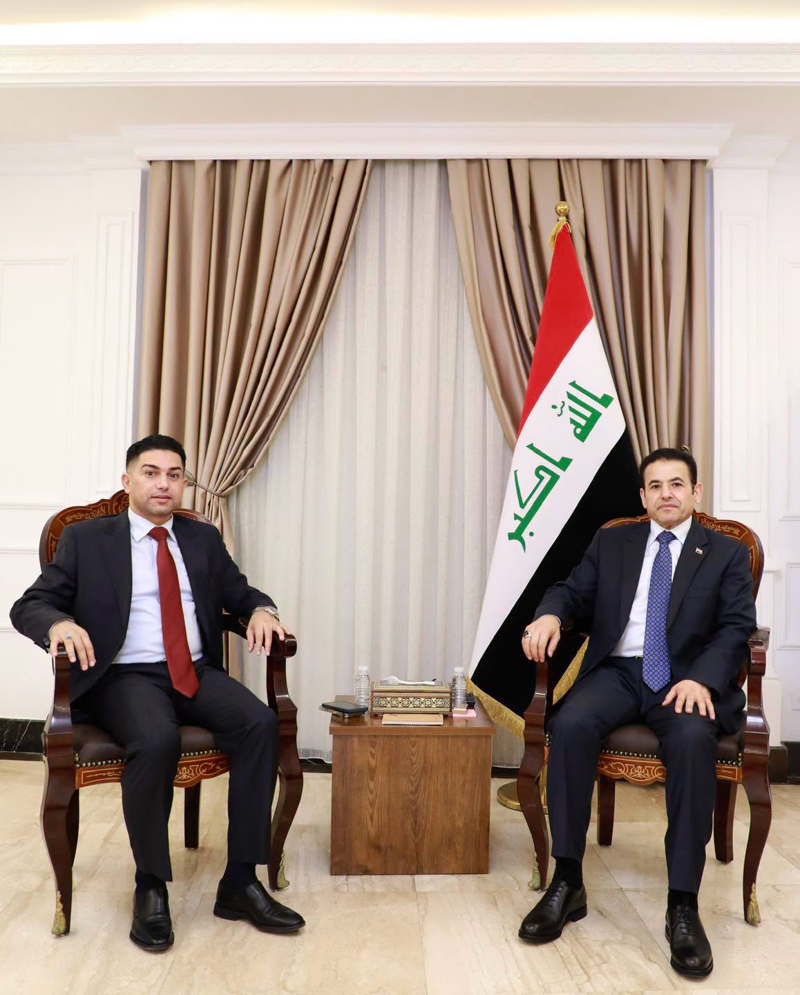 قاسم الأعرجي يؤكد أهمية تكامل الجهود بين السلطتين التنفيذية والتشريعية ودعم مؤسسات الدولة