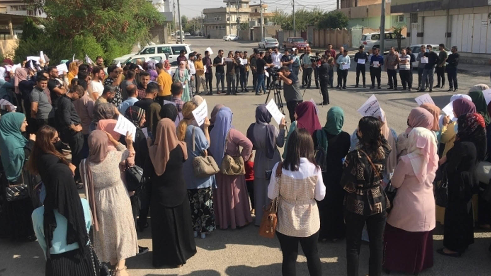 تثبيت 63 ألف معلم وموظف متعاقد في إقليم كوردستان