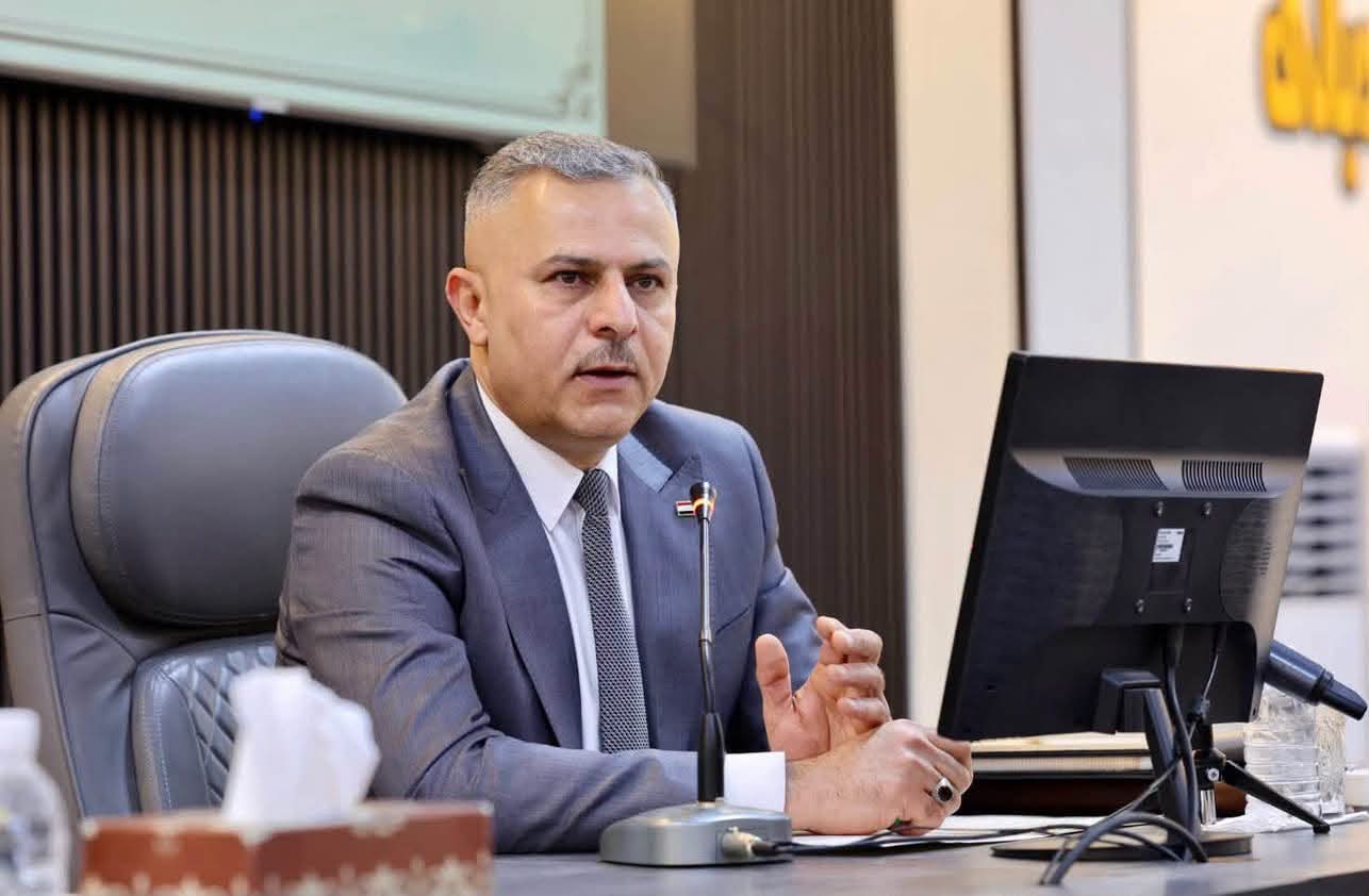 وكيل الداخلية يعقد مؤتمراً أمنياً في ديالى ويوجه بتكثيف الجهد الاستخباري وملاحقة المطلوبين