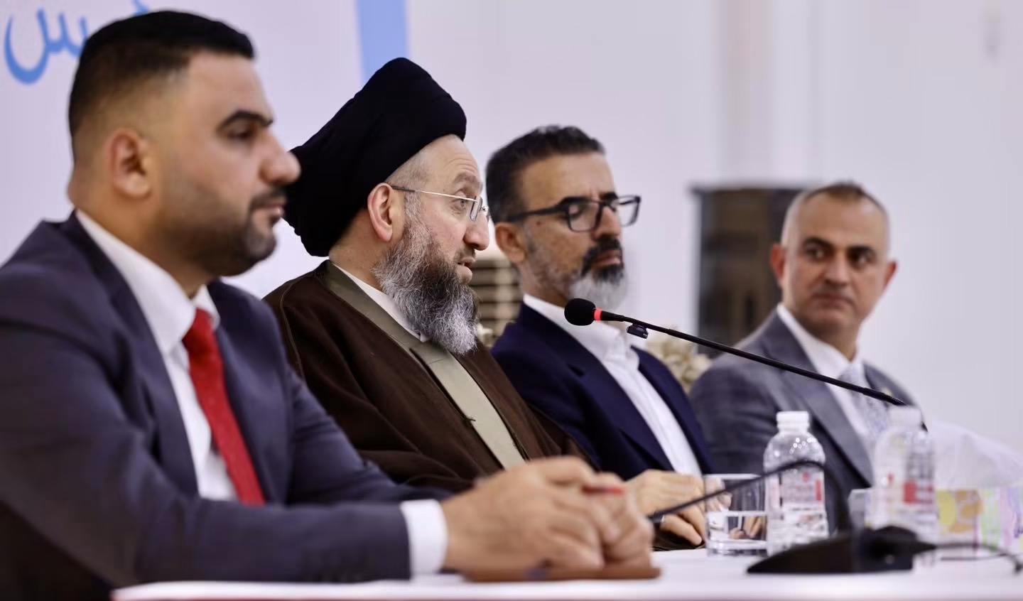 الحكيم يدعو الى التماسك ووحدة الصف للوصول الى عراق الجميع