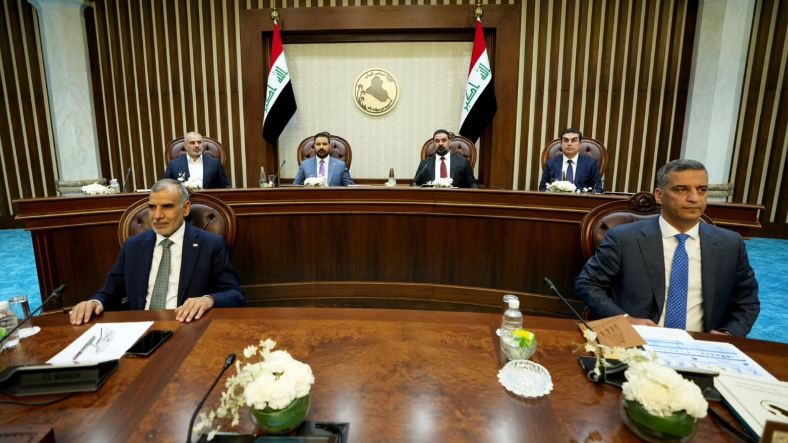 وزير المالية الاتحادي: ملزمون بدفع 7.7 تريليونات دينار شهرياً للرواتب