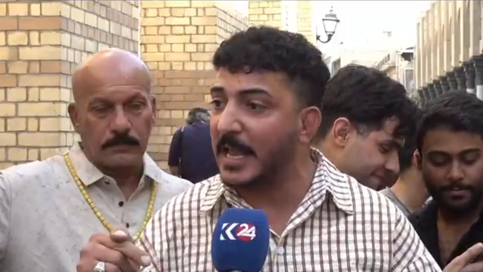 غضب شعبي متصاعد في بغداد.. الارتفاع المتواصل للأسعار يهدد بانفجار الشارع