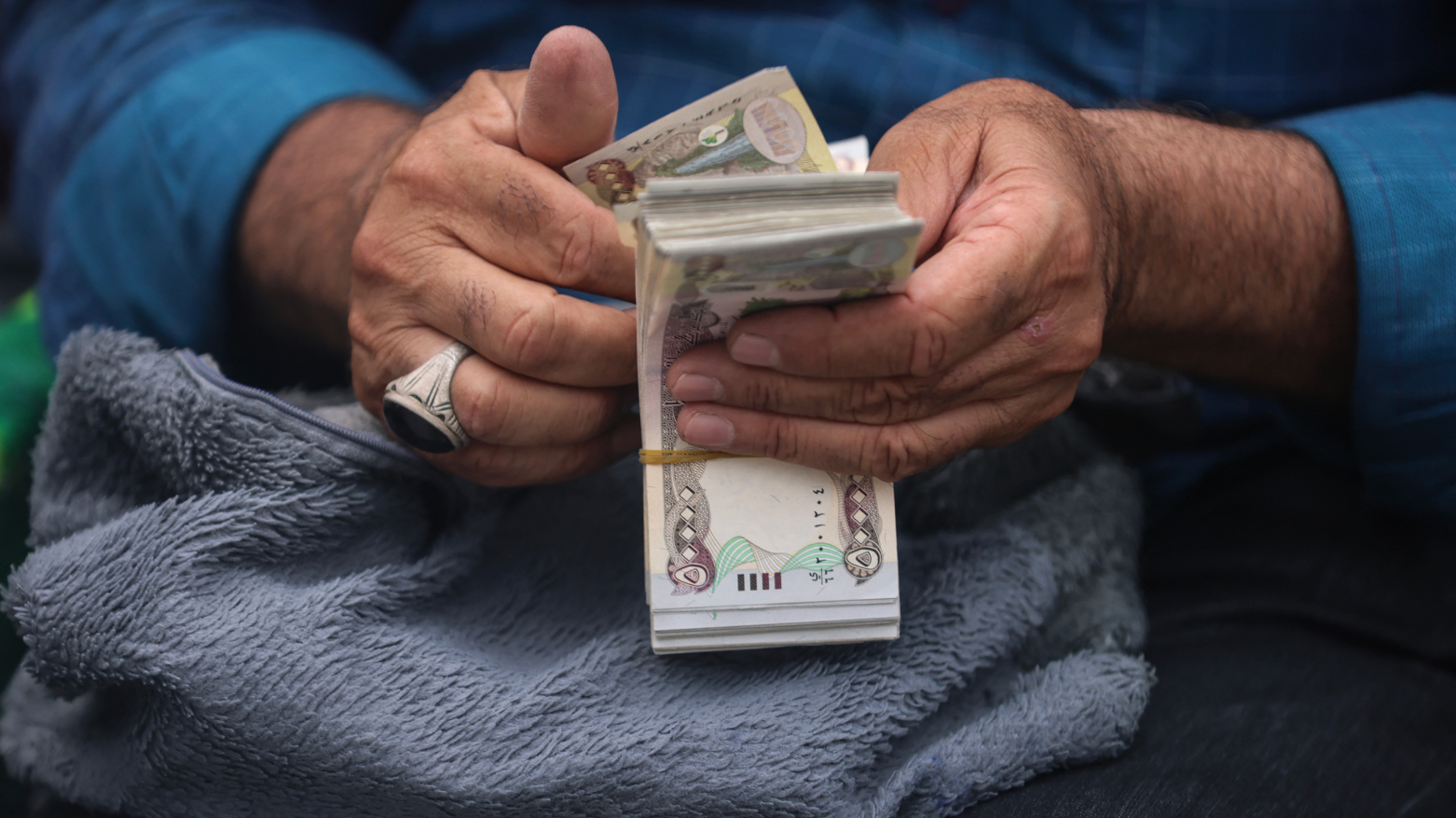 بغداد ترسل صكوك مستحقات مزارعي إقليم كوردستان.. والصرف يبدأ غدا