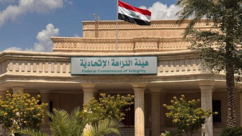 النزاهة: ضبط موظفين في وزارة الكهرباء بتهم رشوة وابتزاز