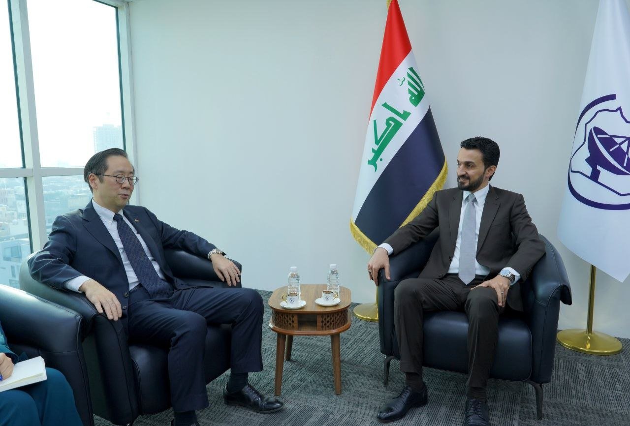 وزير الاتصالات وسفير كوريا الجنوبية يبحثان تبادل الخبرات في التكنولوجيا الرقمية