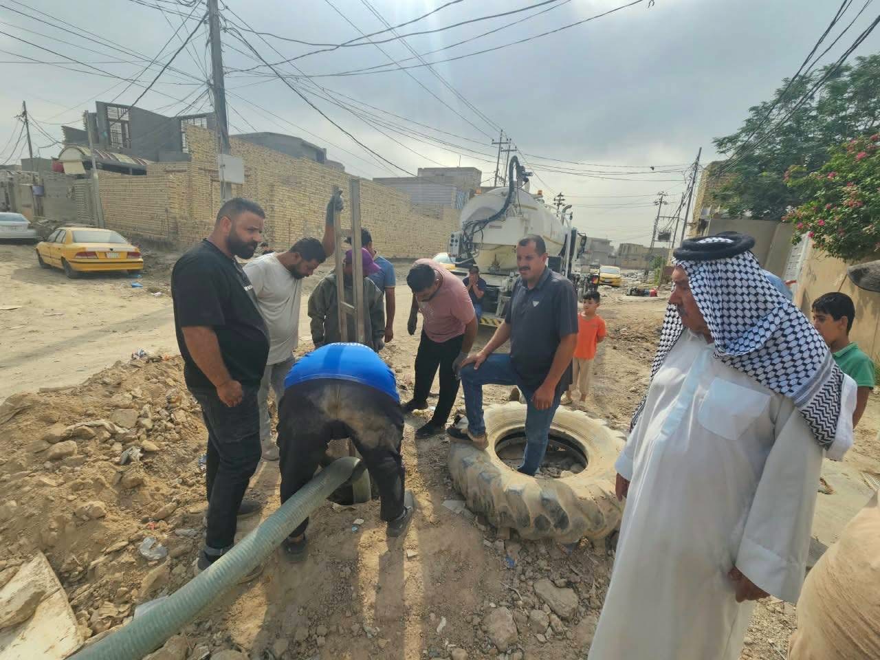 مجاري الديوانية تنفذ حملة صيانة استعدادا لموسم الامطار