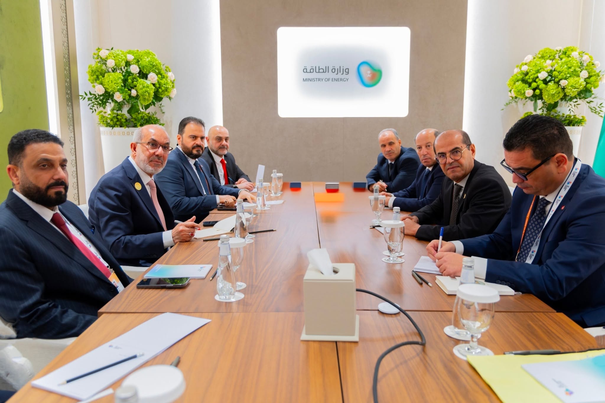 العراق وتونس يبحثان التعاون الثنائي في مجالات النفط والغاز
