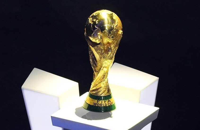 مباراة مجانية في كل جولة.. منصة “نتفليكس” تستحوذ على حقوق بث مونديال 2030