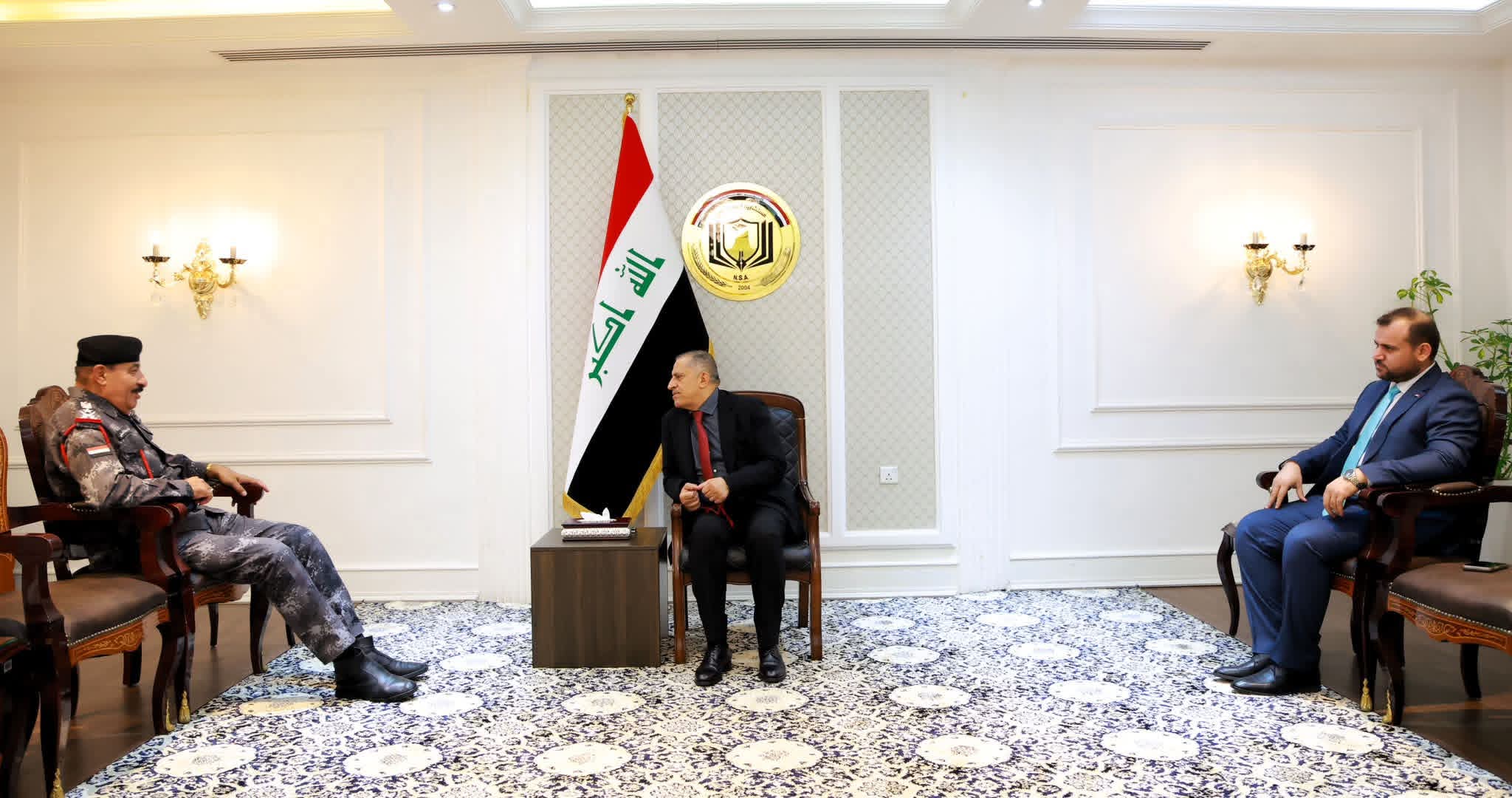 العبودي يبحث مع مدير عام شرطة الطاقة الإجراءات الكفيلة بحماية خطوط نقل الطاقة من التجاوزات