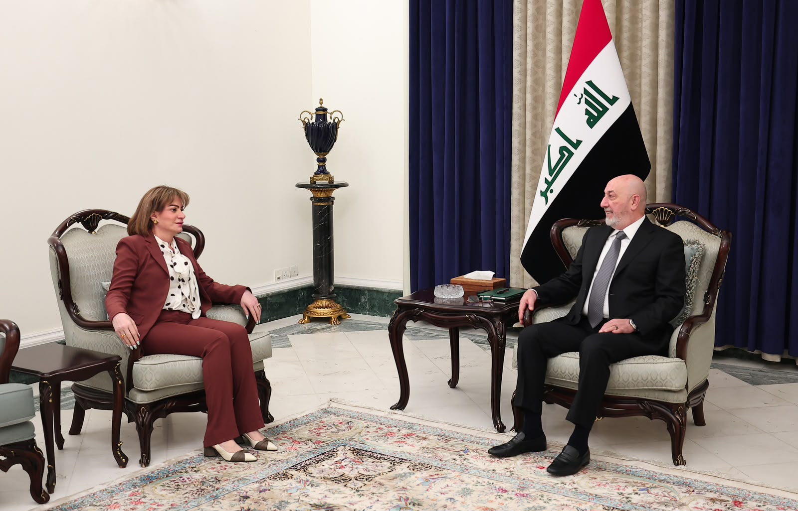 رئيس الجمهورية يؤكد أهمية تطوير الخطط والبرامج الكفيلة بحماية البيئة والحفاظ على الموارد الطبيعية