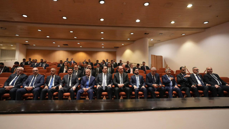 وزارات مستحدثة ونواب لرئيس الوزراء.. البرلمان يكمل التصوت على كابينة الزيدي