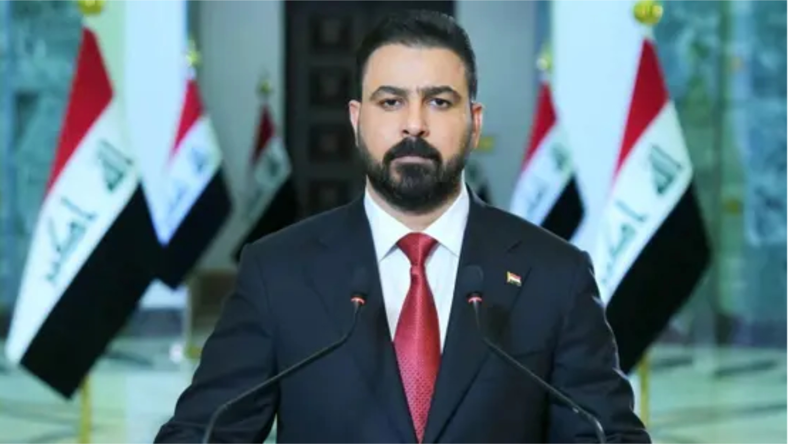 الزيدي يعلن اكتمال التشكيلة الوزارية ويتعهد بتسريع تنفيذ البرنامج الحكومي