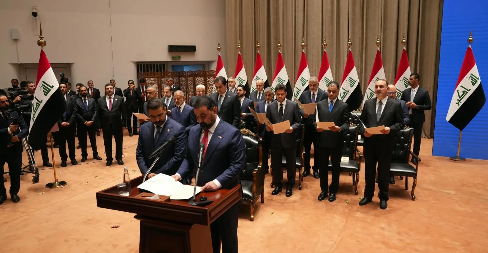 الزيدي: اكتمال التشكيلة الوزارية وتسمية النواب يمثلان دعما للحكومة على إدارة الملفات