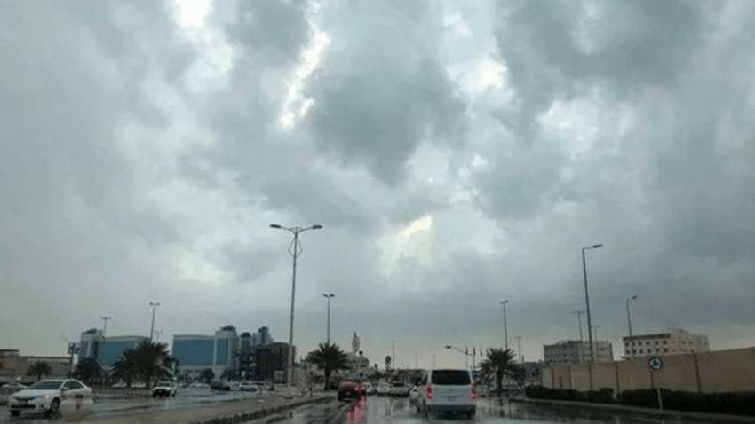 أمطار رعدية تضرب العراق بدءاً من الثلاثاء.. والأنواء الجوية تحدد درجات الحرارة
