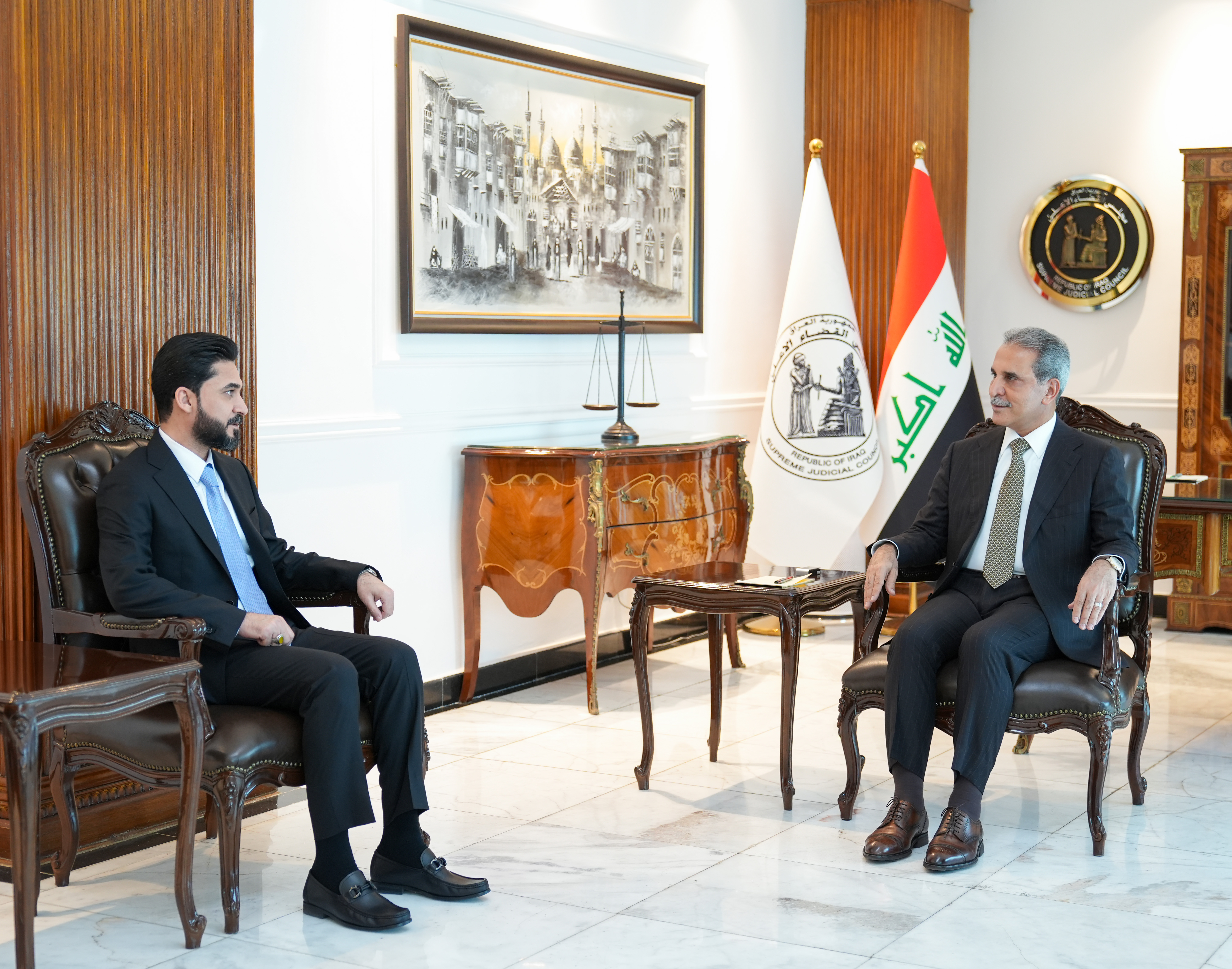 رئيس مجلس القضاء الاعلى يبحث مع وزير العمل المعالجات القانونية لملف العمال الاجانب