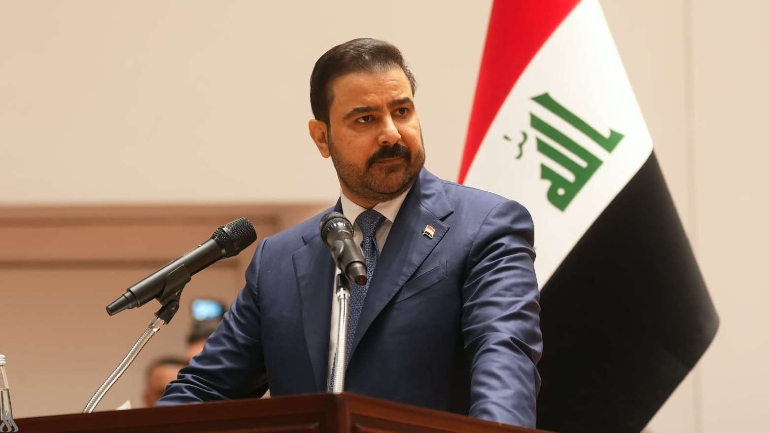 الزيدي يوجّه بحسم مسودة الموازنة الاتحادية خلال أسبوع وعقبات تعترض تمريرها