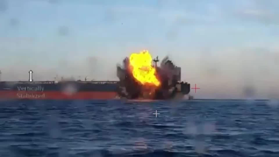 قتيل وثلاثة مفقودين بعد نداء استغاثة من سفينة بالبحر الأسود