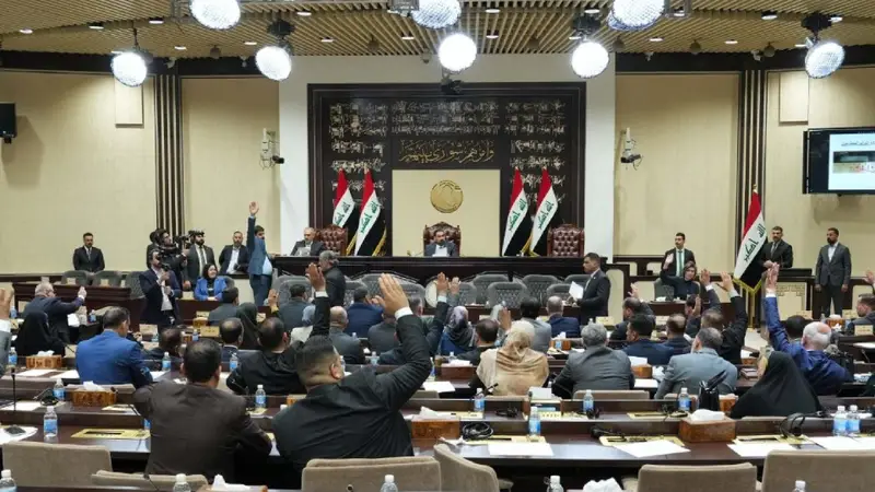 مجلس النواب يُصوت على مقترح قانون منح الموظف إجازة طويلة الأجل