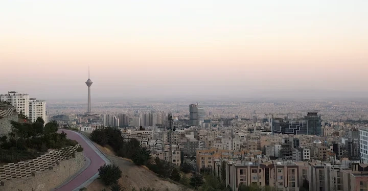 بين التفاوض والخيارات العسكرية.. قطر تعود إلى خط الوساطة بين واشنطن وطهران