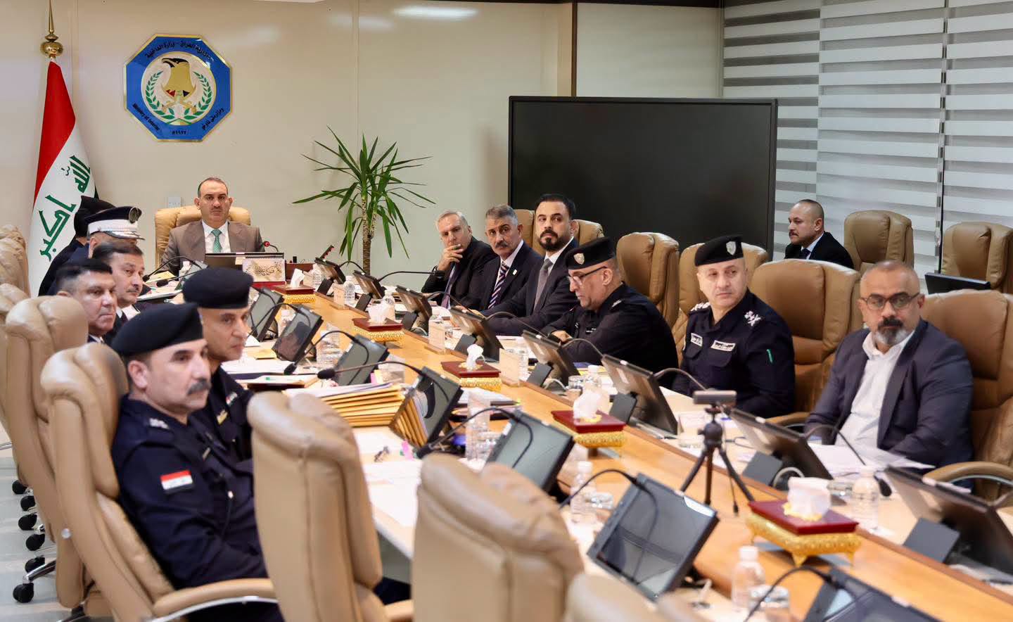 وزير الداخلية يترأس اجتماع صندوق دعم قوى الأمن الداخلي ويبحث مشاريع تطوير البنى التحتية