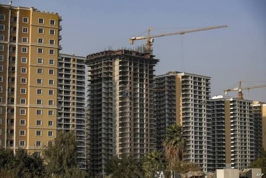 تحرك نيابي لفتح ملف أسعار المجمعات السكنية وسط اتهامات بمبالغة تصل إلى 75%