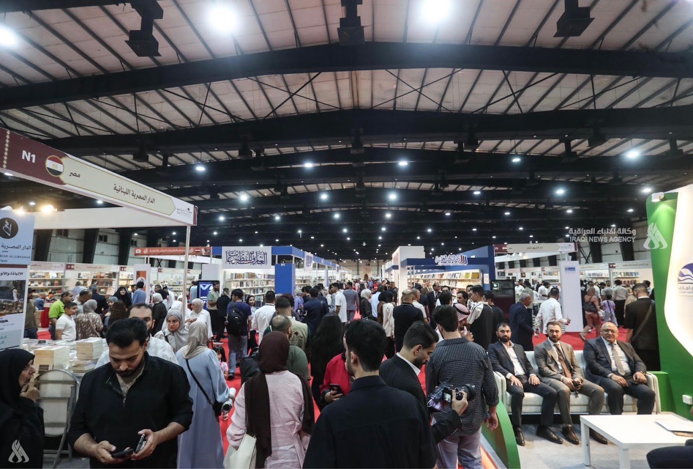 العراقية الإخبارية تواصل نقل فعاليات المعرض الدولي للكتاب