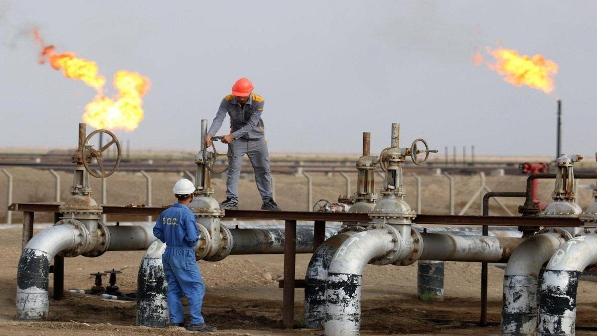 وزير النفط يعلن رفع الطاقة التصديرية إلى أكثر من ثلاثة ملايين برميل يومياً