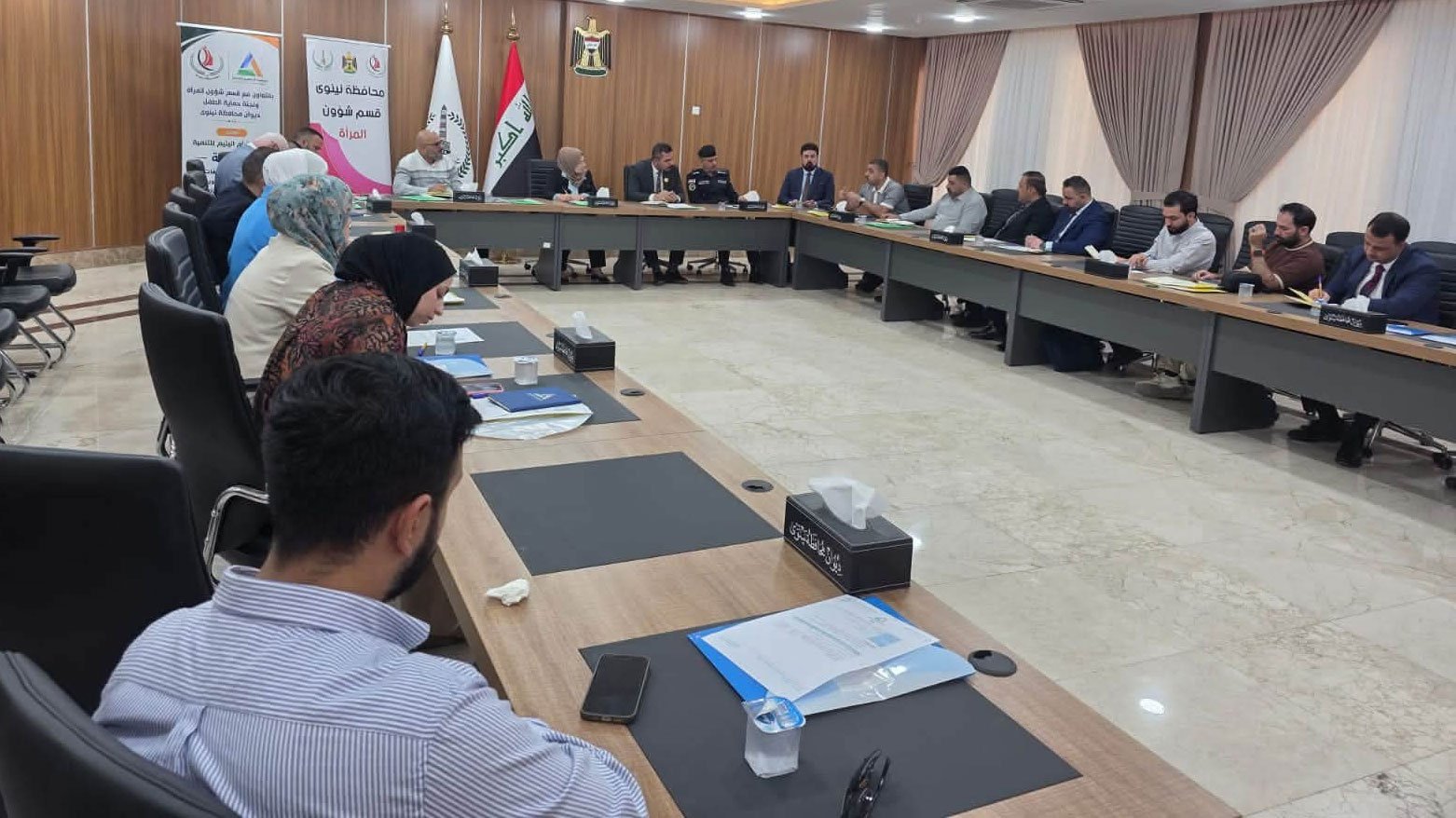 نينوى تبحث التحديات القانونية والتربوية لدمج النساء والأطفال العائدين من مخيم الهول