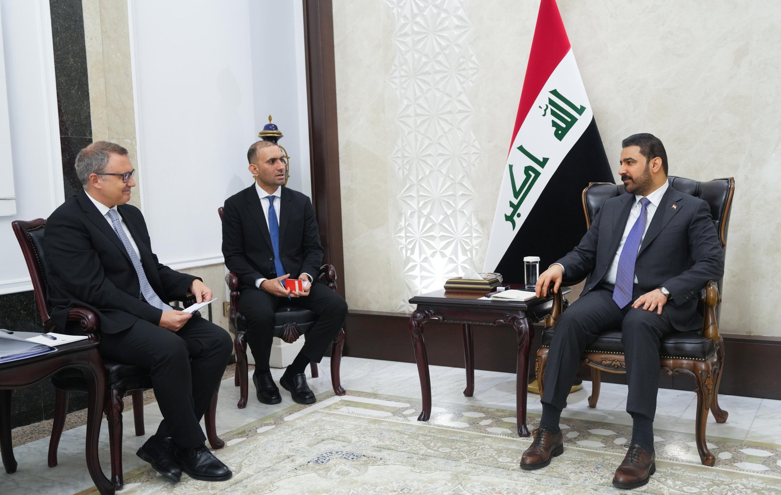العراق وتركيا يؤكدان على ضرورة مواصلة التنسيق والتشاور بشأن الملفات المشتركة