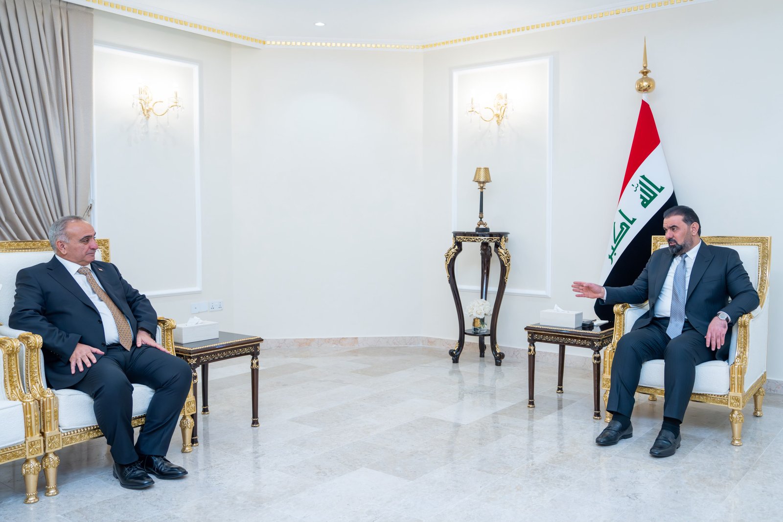 هيبت الحلبوسي يبحث مع رئيس الهيئة الوطنية للاستثمار واقع الاستثمار في العراق