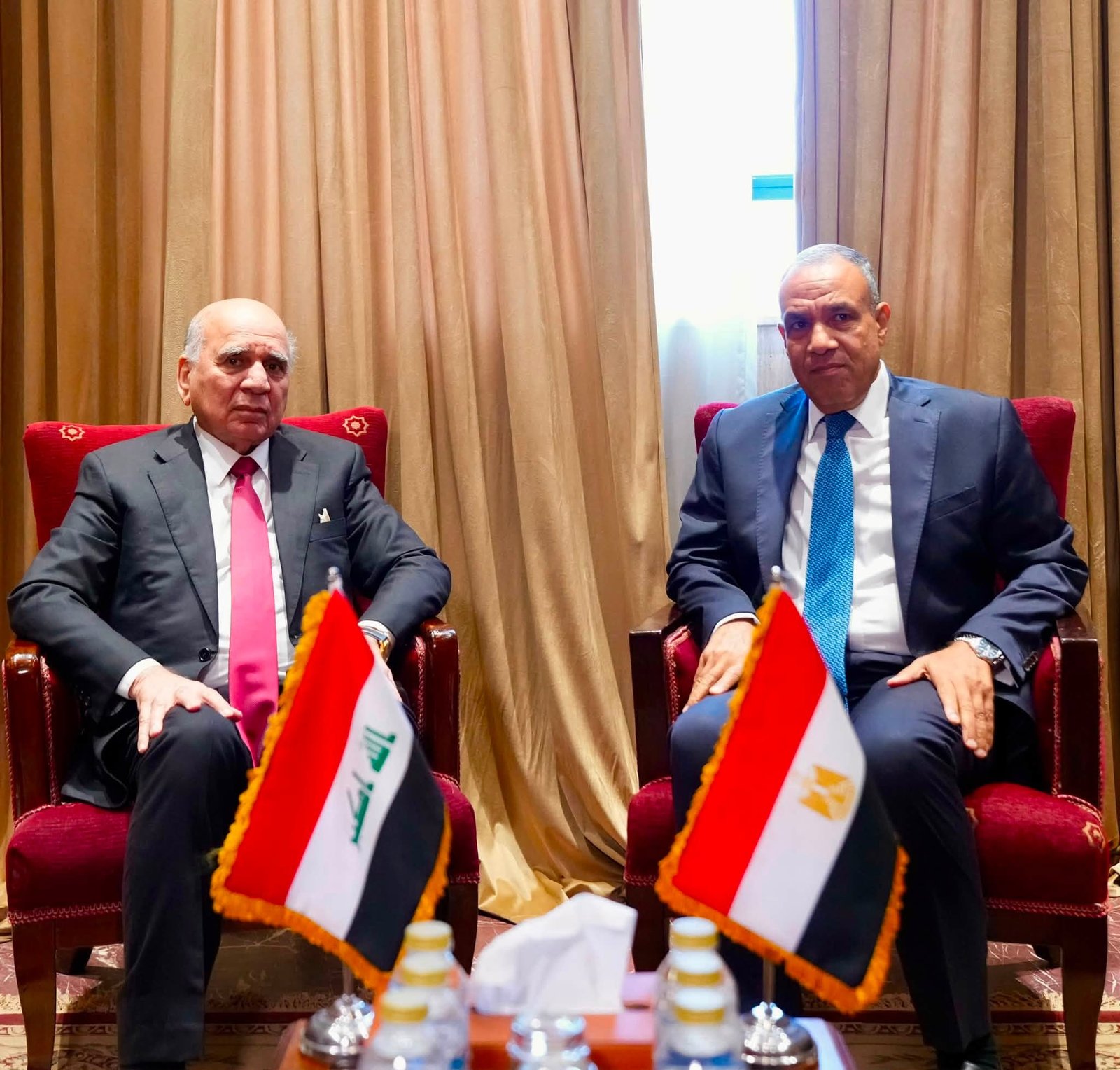 وزير الخارجية ونظيره المصري يناقشان الترتيبات الجارية لزيارة رئيس الوزراء المرتقبة إلى مصر