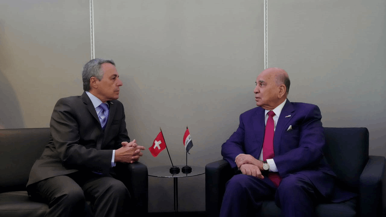 العراق وسيوسرا يبحثان جهود احتواء الأزمة المرتبطة بمضيق هرمز