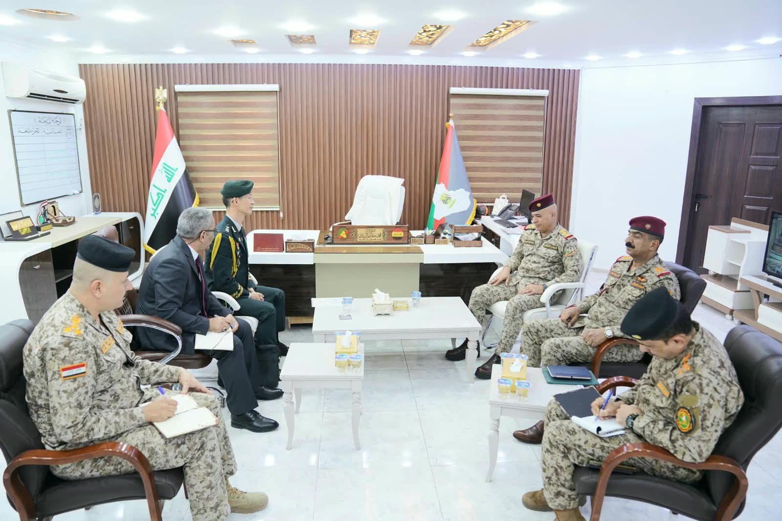 العراق وكوريا الجنوبية يبحثان التعاون العسكري بين البلدين