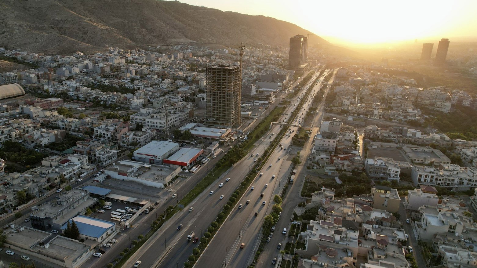 المهرجان الادبي الرابع.. الشعر يوحّد أجزاء كوردستان في رحاب دهوك