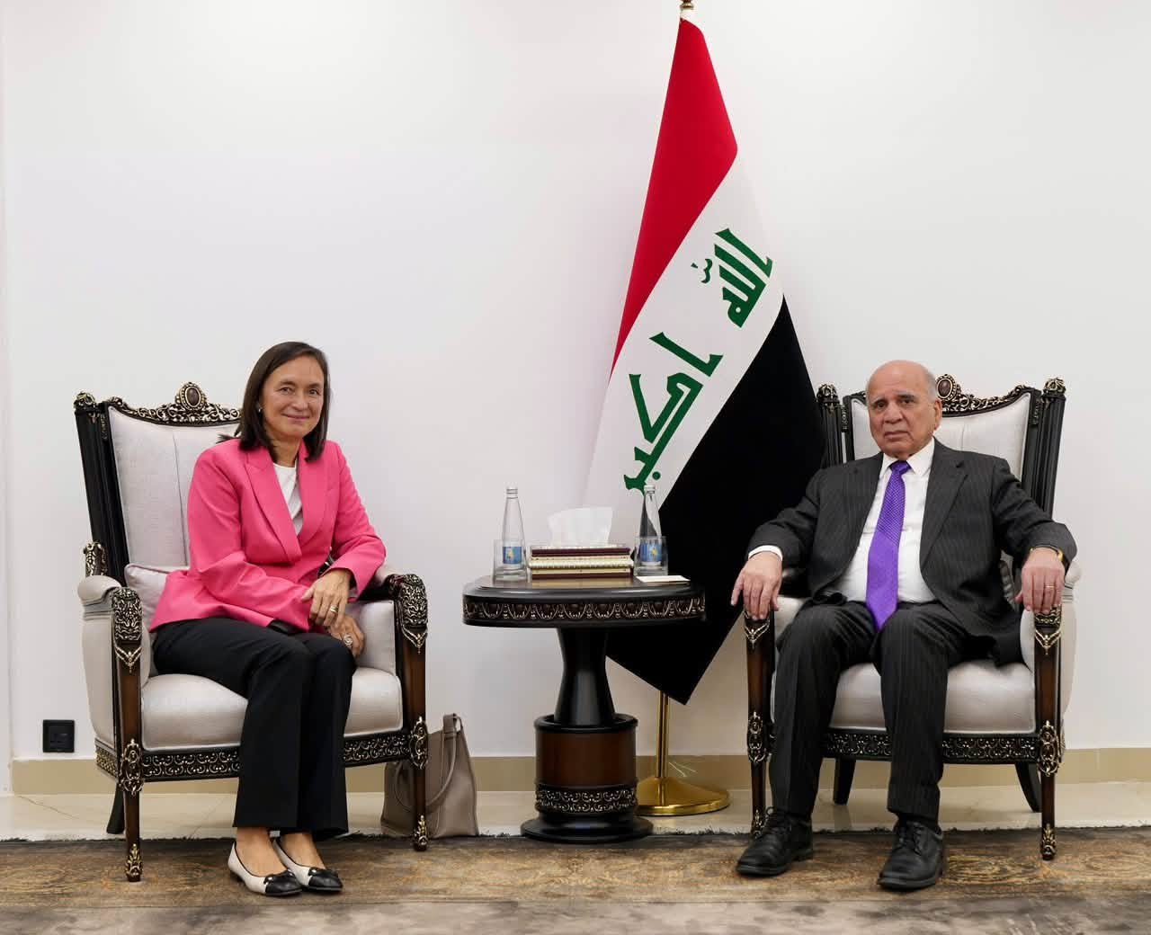 الحكومة العراقية تؤكد عزمها على مواصلة العمل من أجل حسم ملف المفقودين الكويتيين والممتلكات الكويتية بكل شفافية ومسؤولية