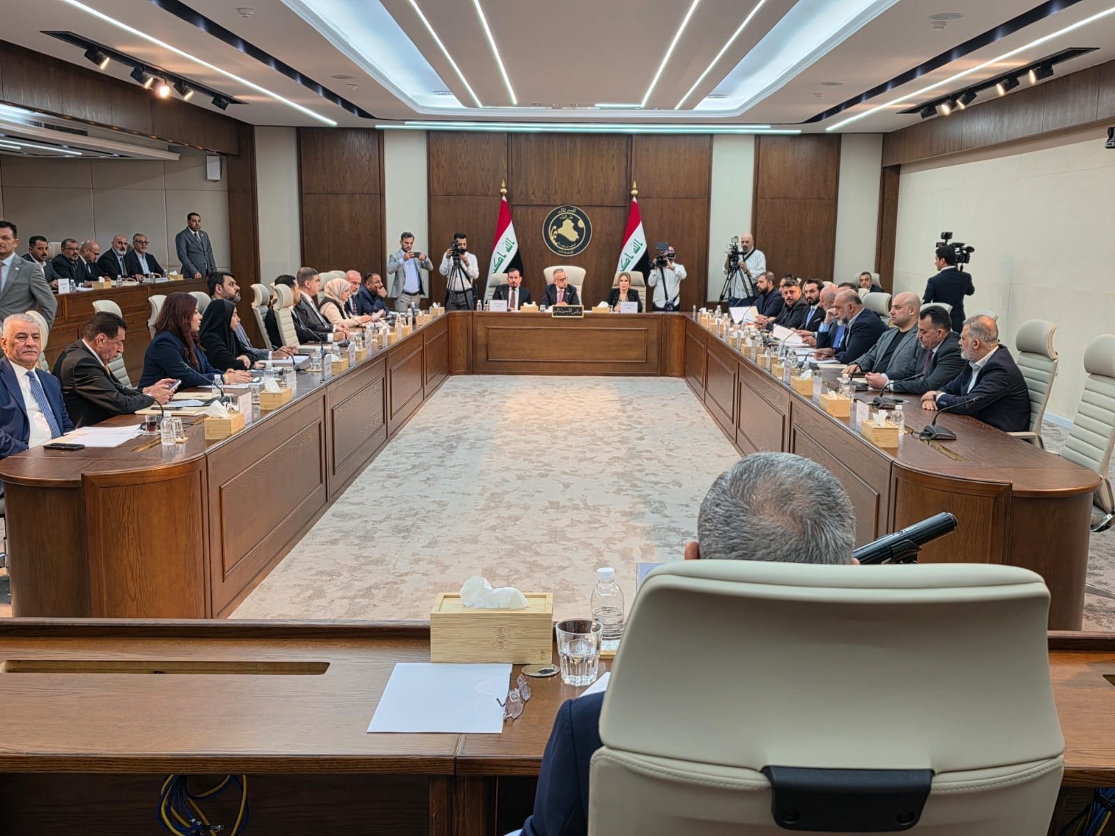 الاجتماع النيابي مع وزير المالية لمناقشة مسودة مشروع الموازنة : اتفاق اولي على تثبيت سعر صرف العملة بهذا الرقم !