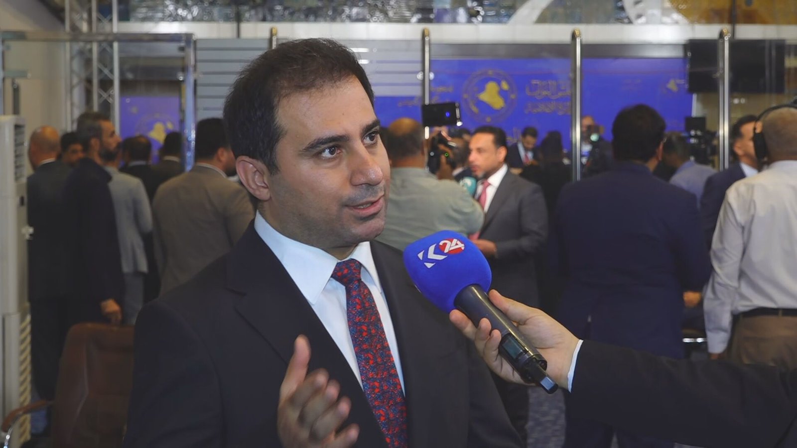 البرلمان الاتحادي يستجوب محافظ البنك المركزي ووزير المالية غداً بشأن سعر الصرف