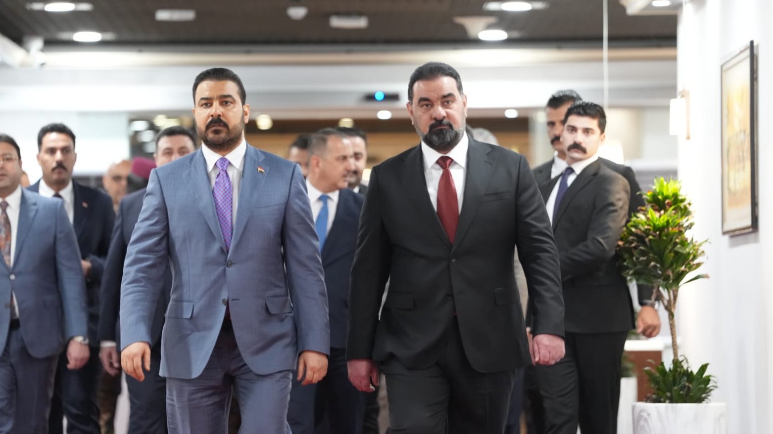 رئيس الوزراء الاتحادي: تسلّمنا اقتصاداً محاصراً ورفضنا إغراق البلاد بالديون