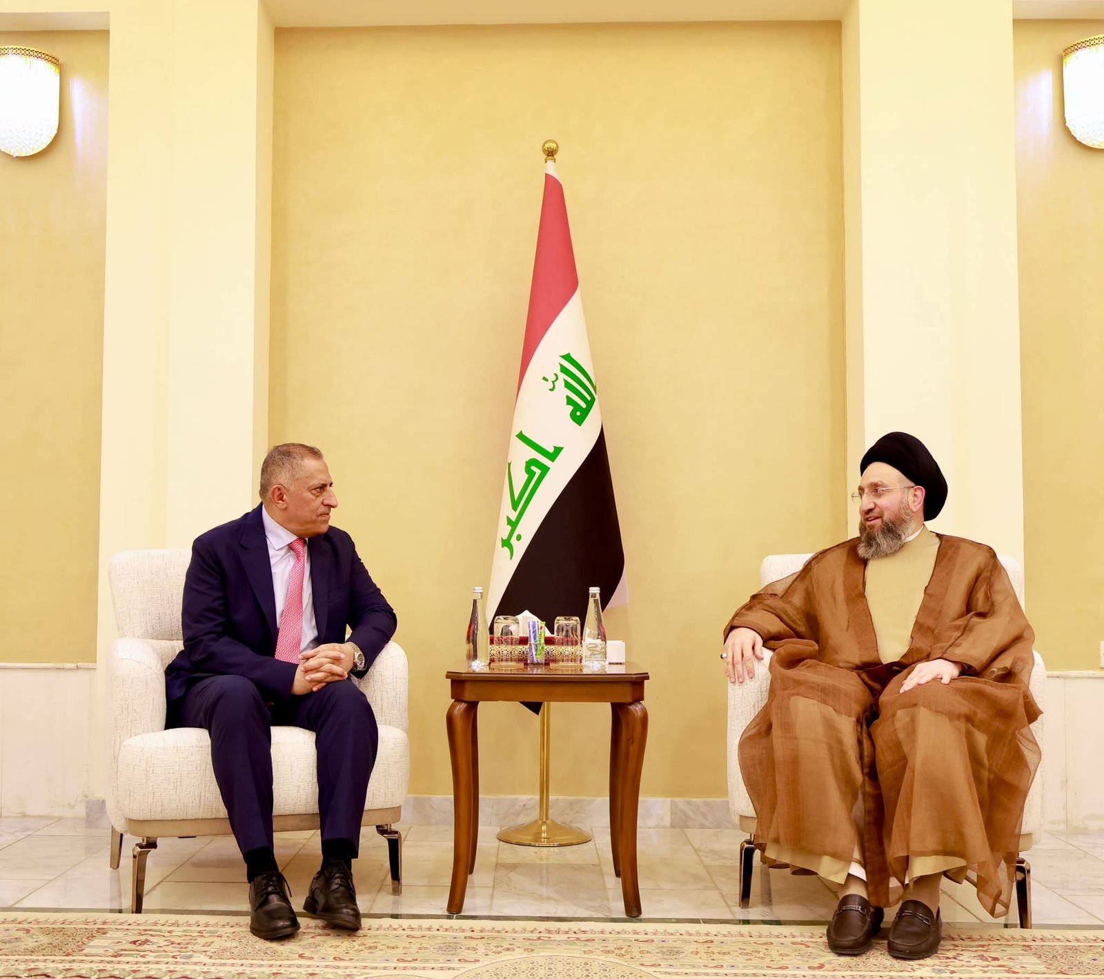 العبودي والحكيم يؤكدان دعم جهود الحكومة في محاربة الفسادمة