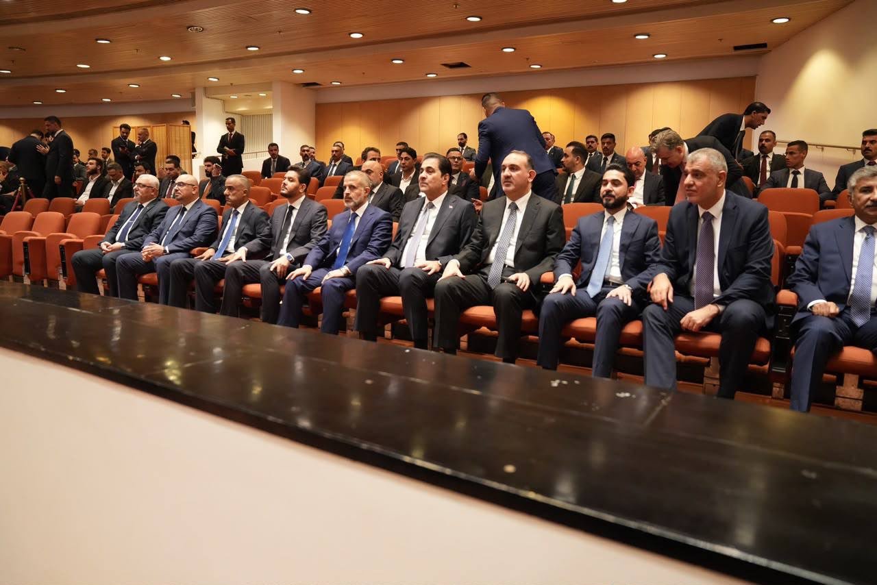 الحضور النيابي من داخل القاعة الكبرى ..صور