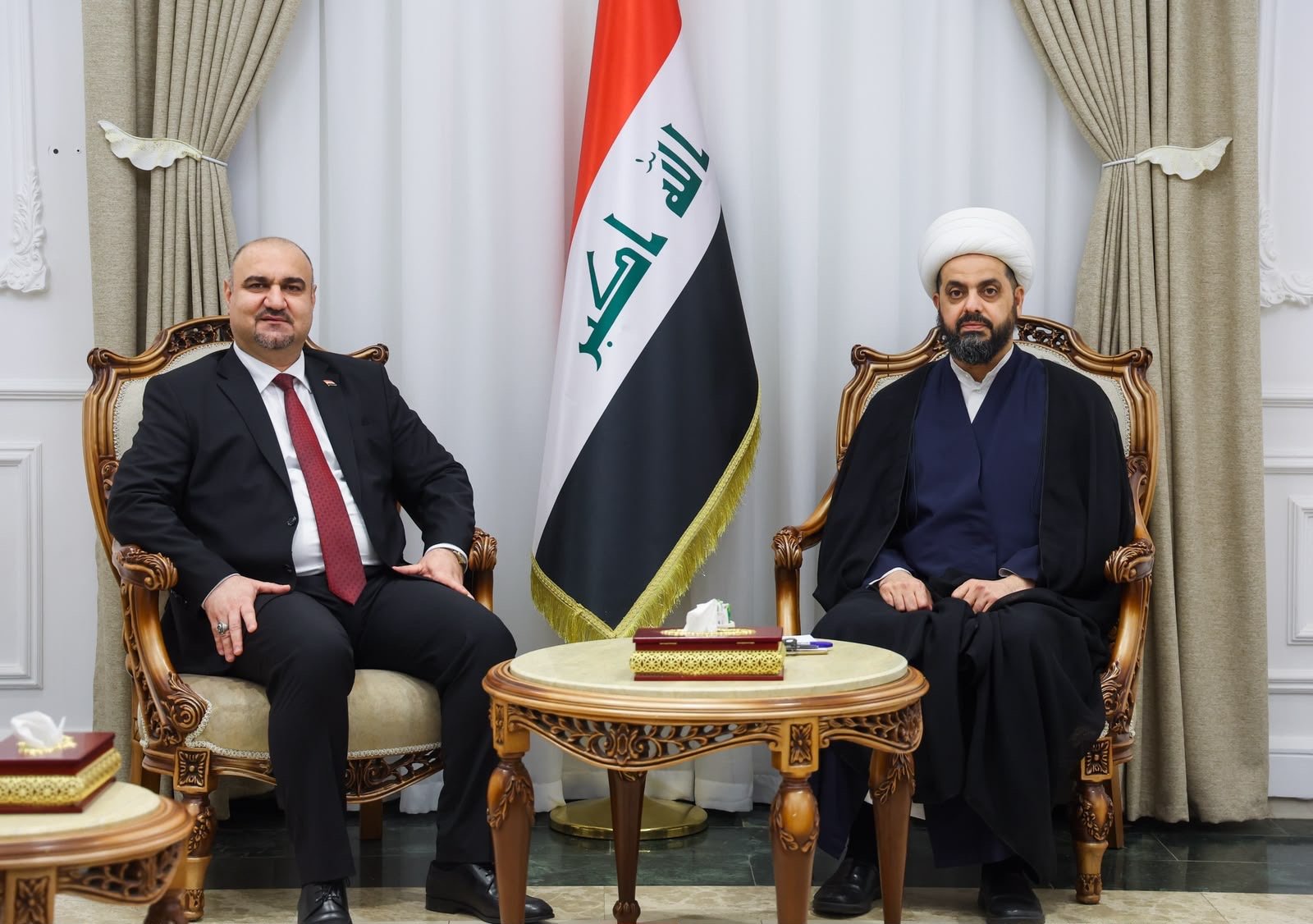 الخزعلي يبحث مع الآغا الأوضاع السياسية وجهود انجاح الحكومة