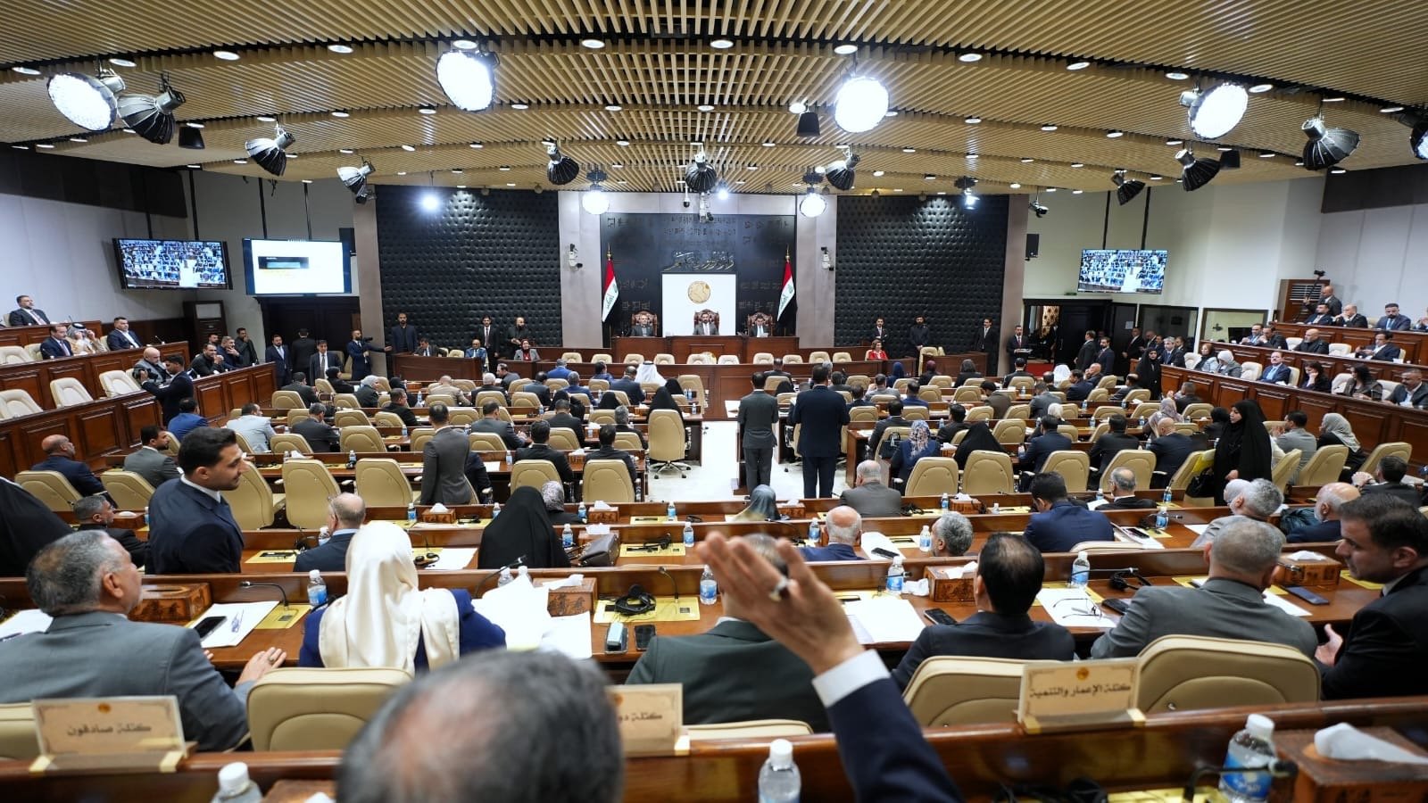 رسميا.. الصيغة النهائية لمقترح قانون اجازة الموظفين