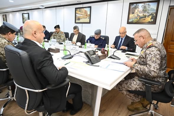 الشمري يؤكد أهمية المضي في تنفيذ الخطط والإجراءات الكفيلة بتطوير القدرات العسكرية