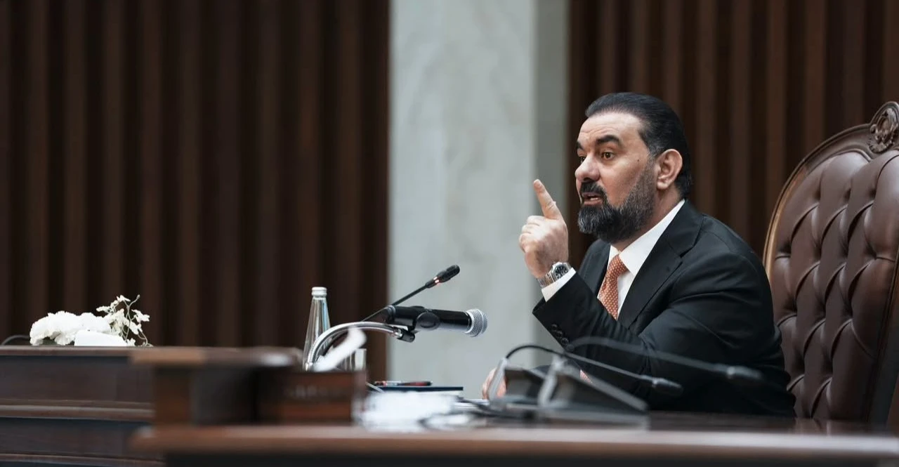 رئيس البرلمان العراقي: لا تهاون مع الفساد وحصر السلاح أولوية وطنية