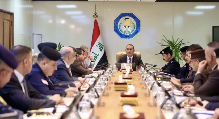 وزير الداخلية يترأس اجتماع هيئة الرأي ويناقش ملفات أمنية وإدارية وخطط تطوير الأداء
